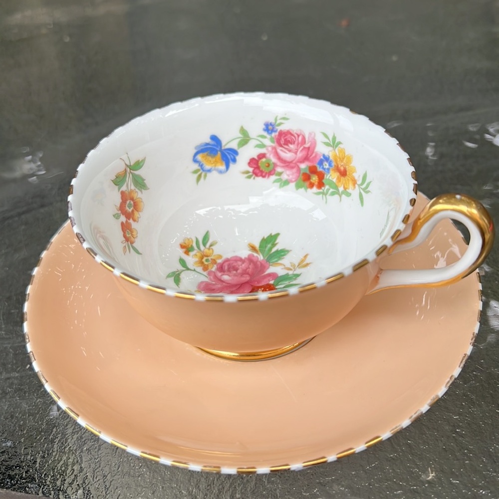 Vintage ROYAL CHELSEA English teacup and saucer.